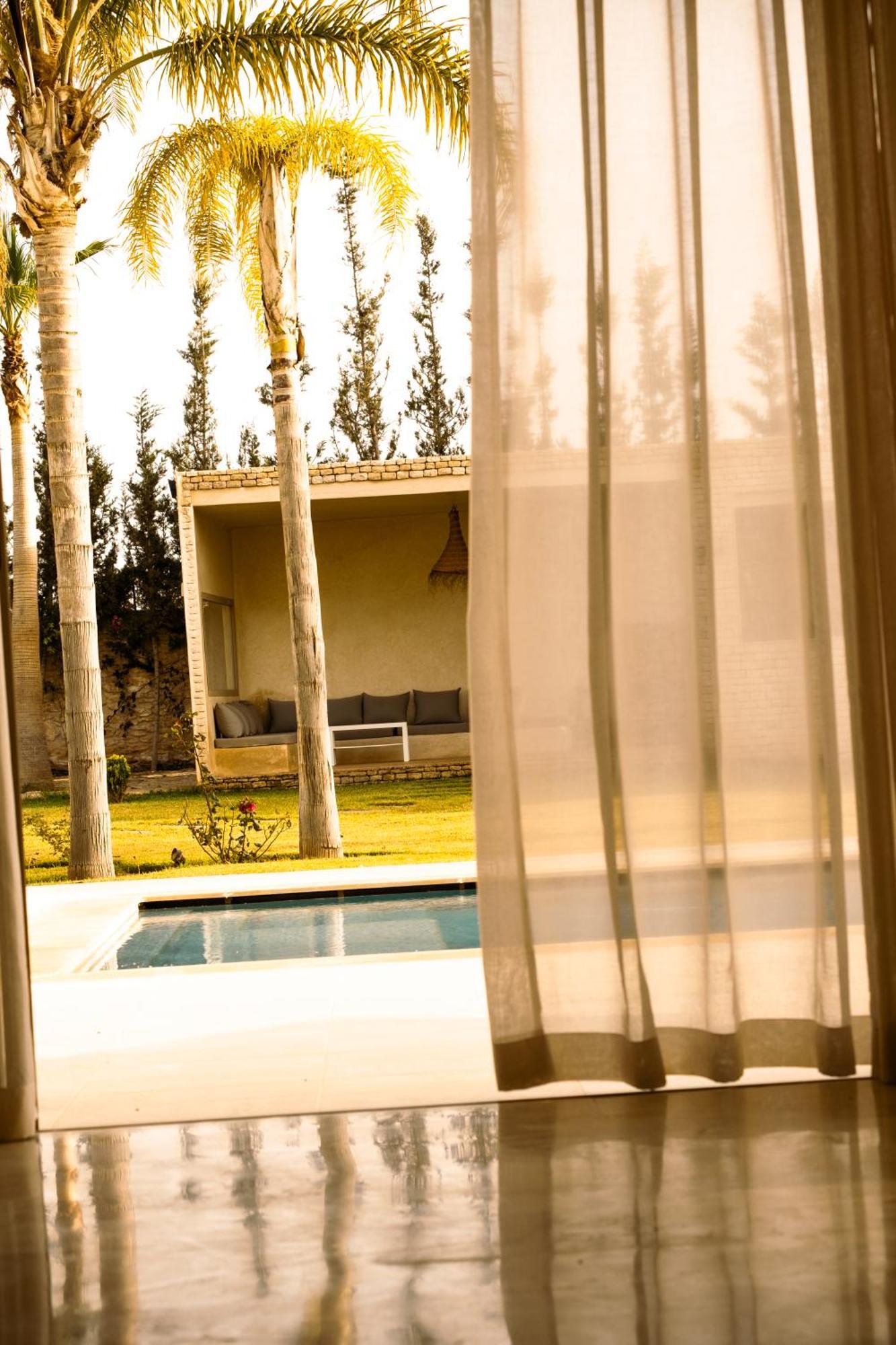 Yamar Villa *
